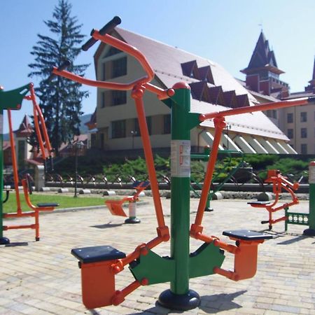 Карпатські Зорі Spahotel Yaremche Exterior photo